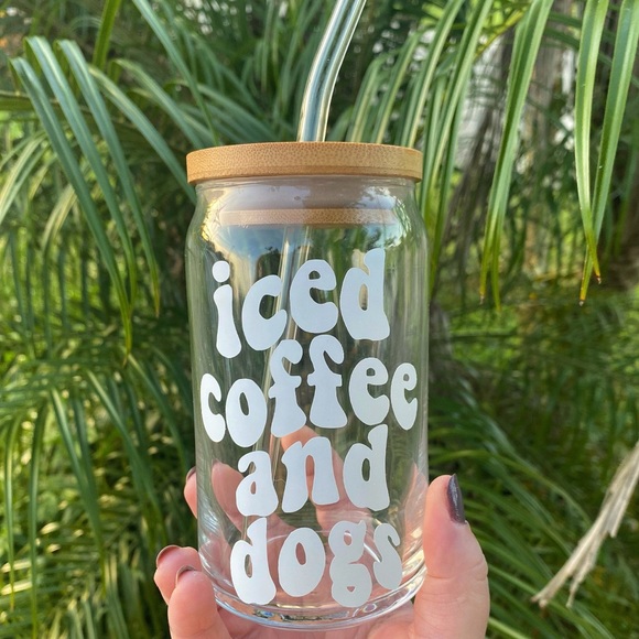 Other - 20 ounce Glass cups with lid and straws good gift for everyone